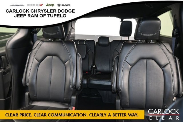 Used 2025 Chrysler Pacifica Select FWD image 23