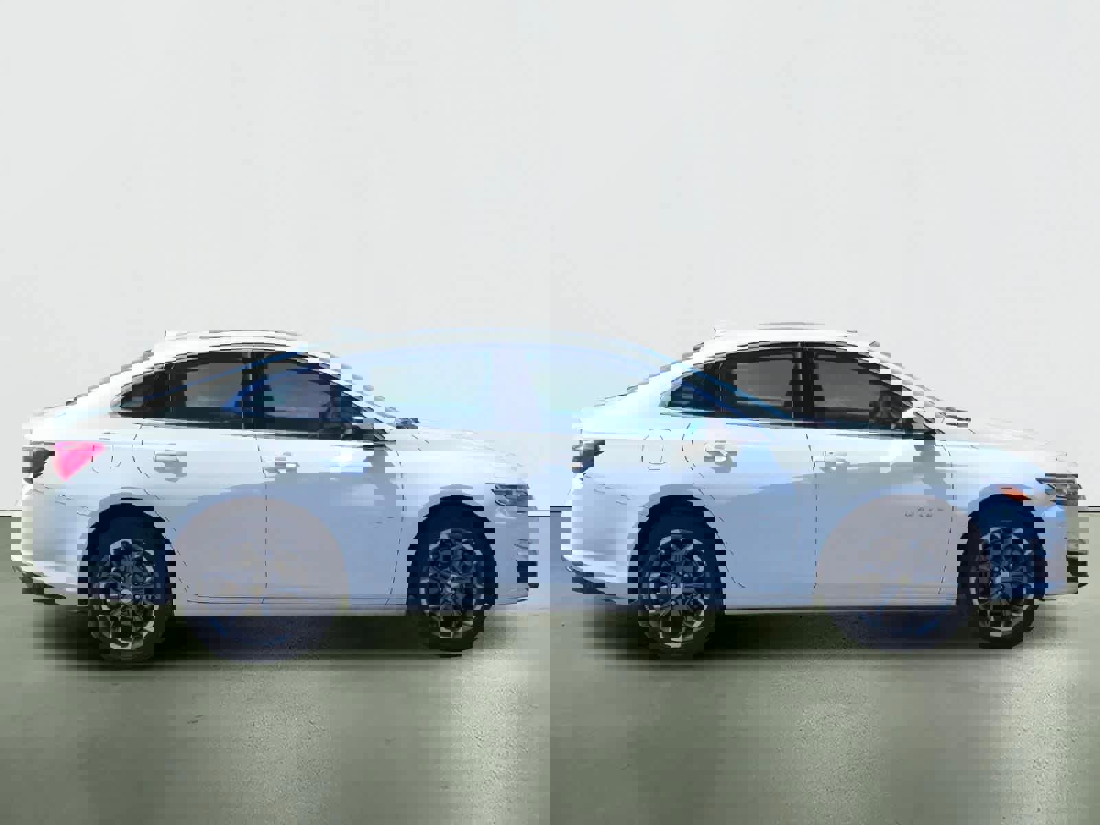 Used 2024 Chevrolet Malibu LT image 8