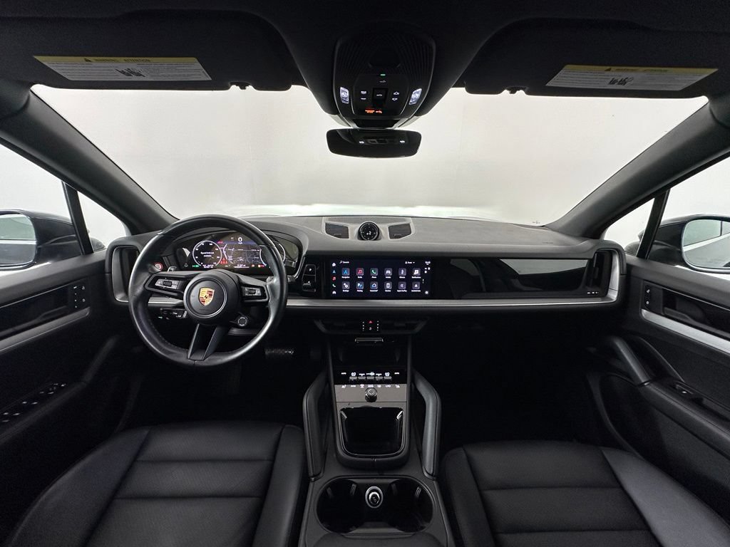 Certified 2024 Porsche Cayenne AWD/4WD image 6
