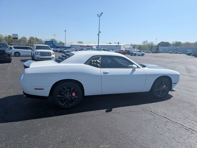 Used 2020 Dodge Challenger GT w/ Blacktop Package AWD/4WD image 9