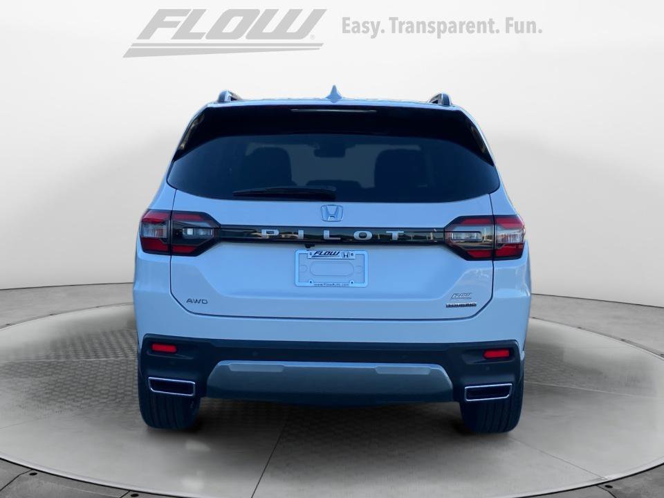 New 2026 Honda Pilot Touring image 6