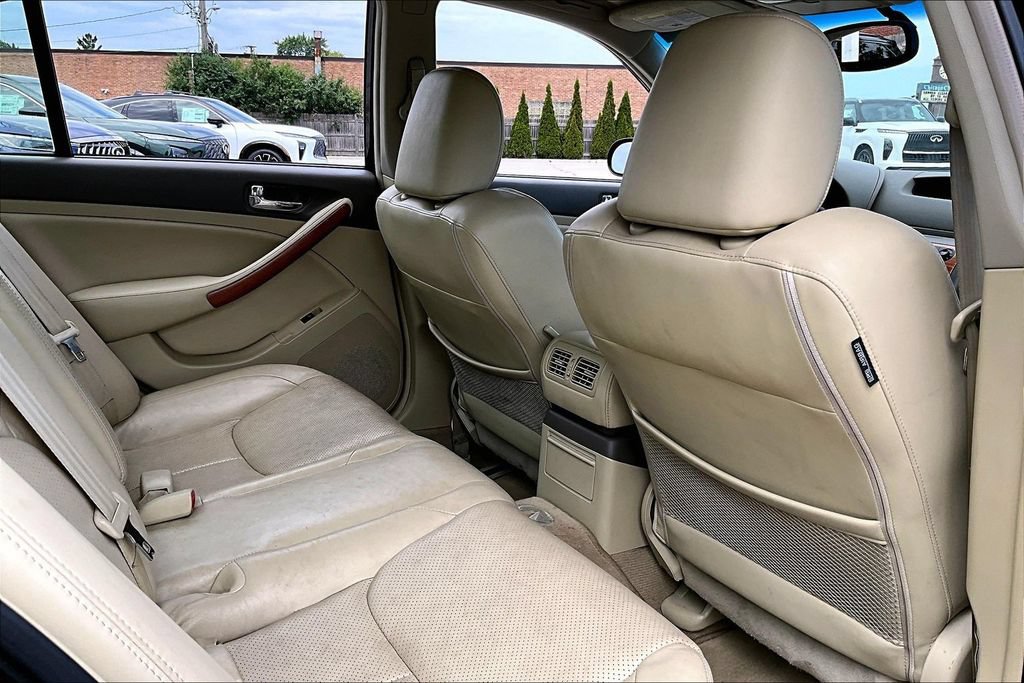 Used 2005 INFINITI G35 x Sedan w/ (P03) Premium Pkg C AWD/4WD image 28