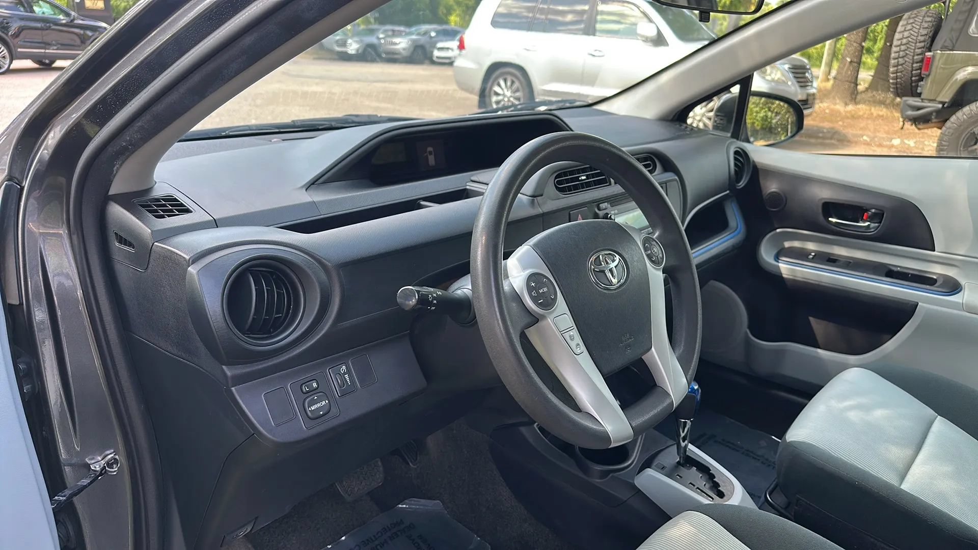 Used 2013 Toyota Prius C Two FWD image 12