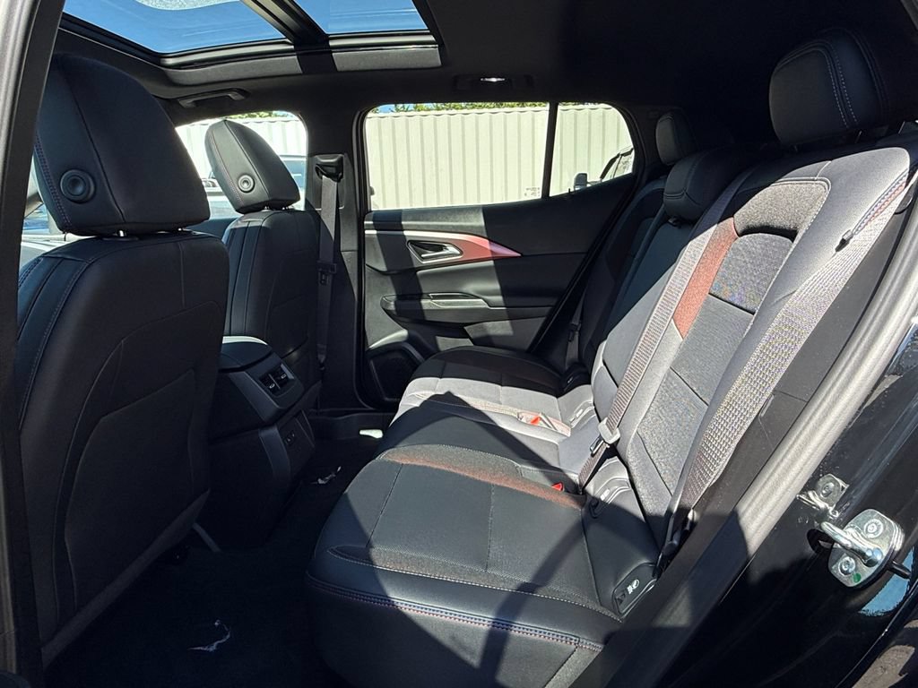 New 2026 Chevrolet Equinox EV RS w/ Convenience Package II AWD/4WD image 26