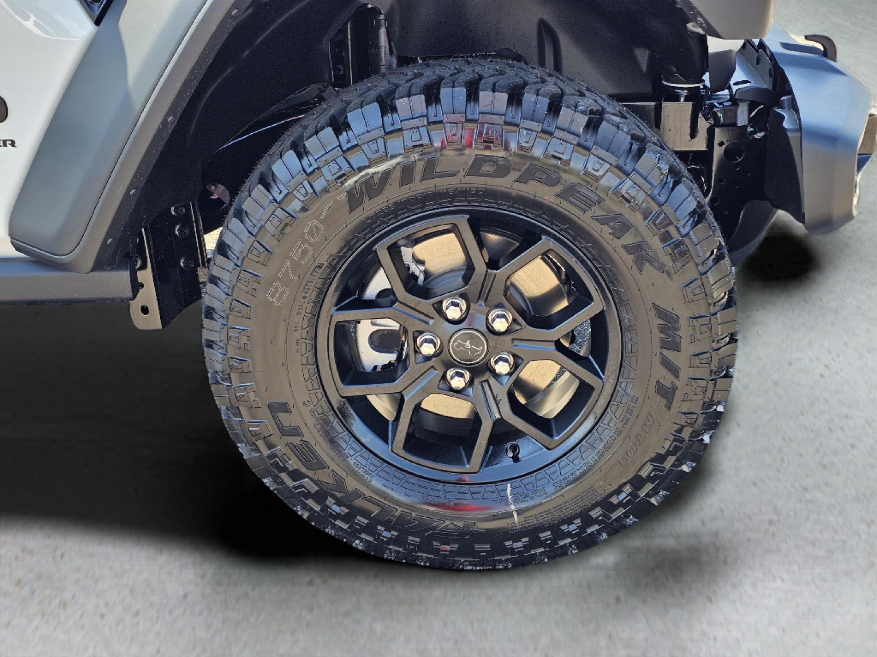 New 2025 Jeep Wrangler Unlimited Sport image 5