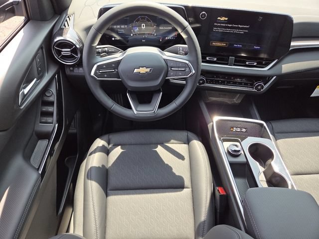 New 2027 Chevrolet Equinox LT w/ Convenience Package II FWD image 24