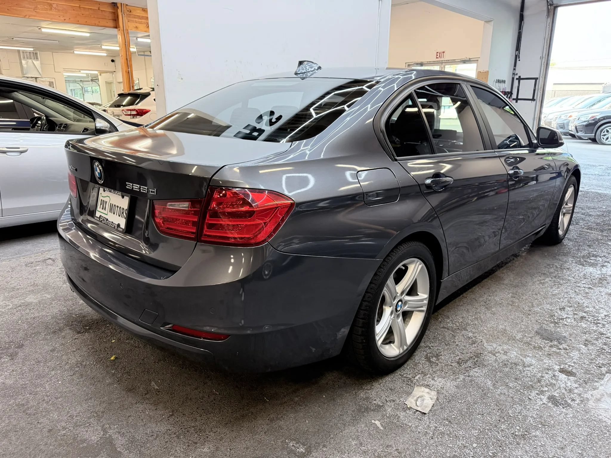 Used 2015 BMW 328d xDrive Sedan AWD/4WD image 8