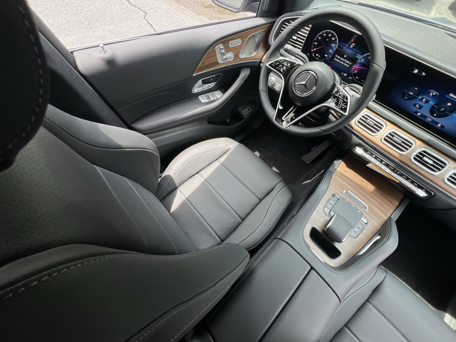 New 2026 Mercedes-Benz GLE 450 4MATIC Coupe image 16