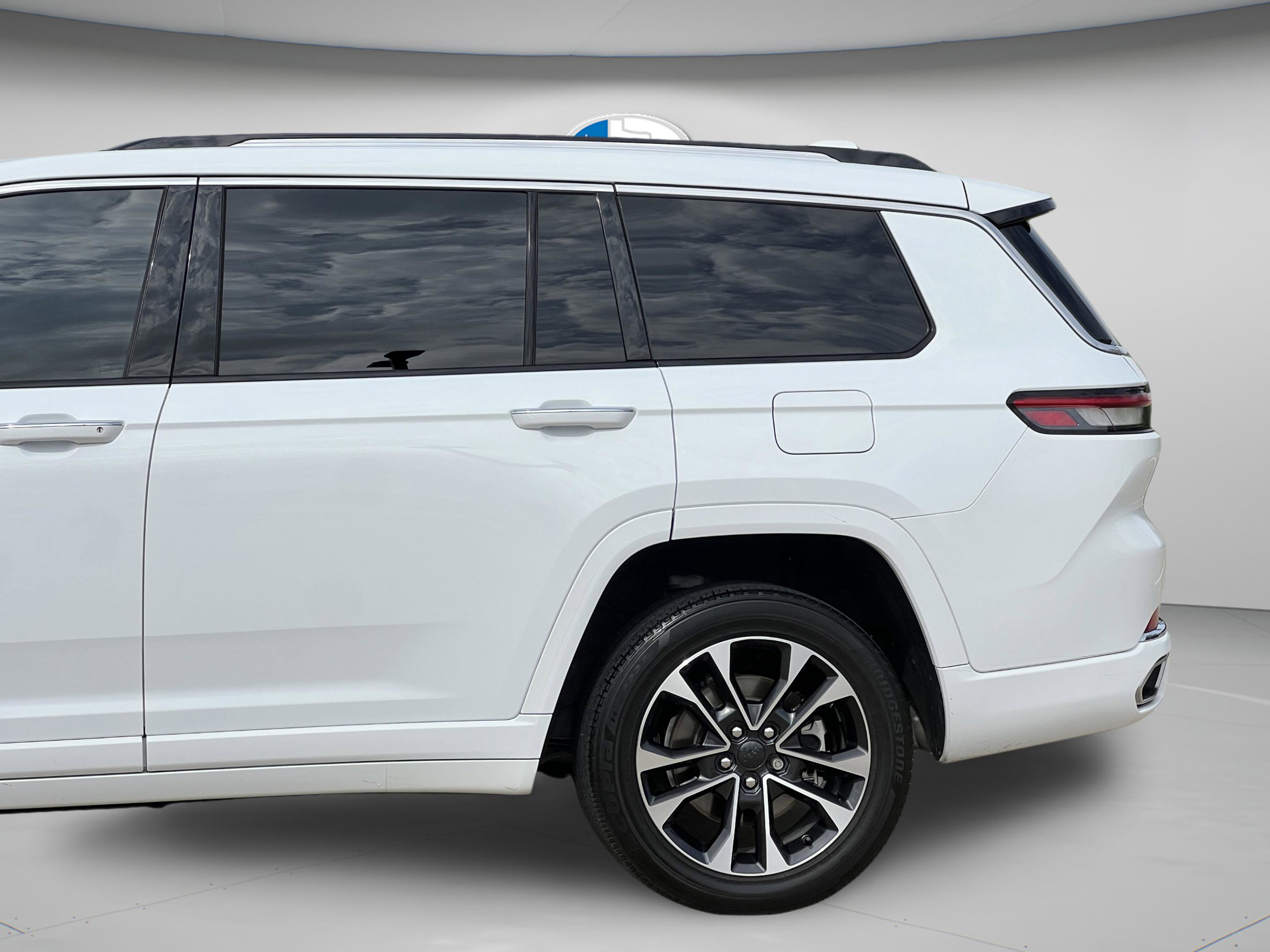 Used 2021 Jeep Grand Cherokee L Overland w/ Luxury Tech Group IV image 33