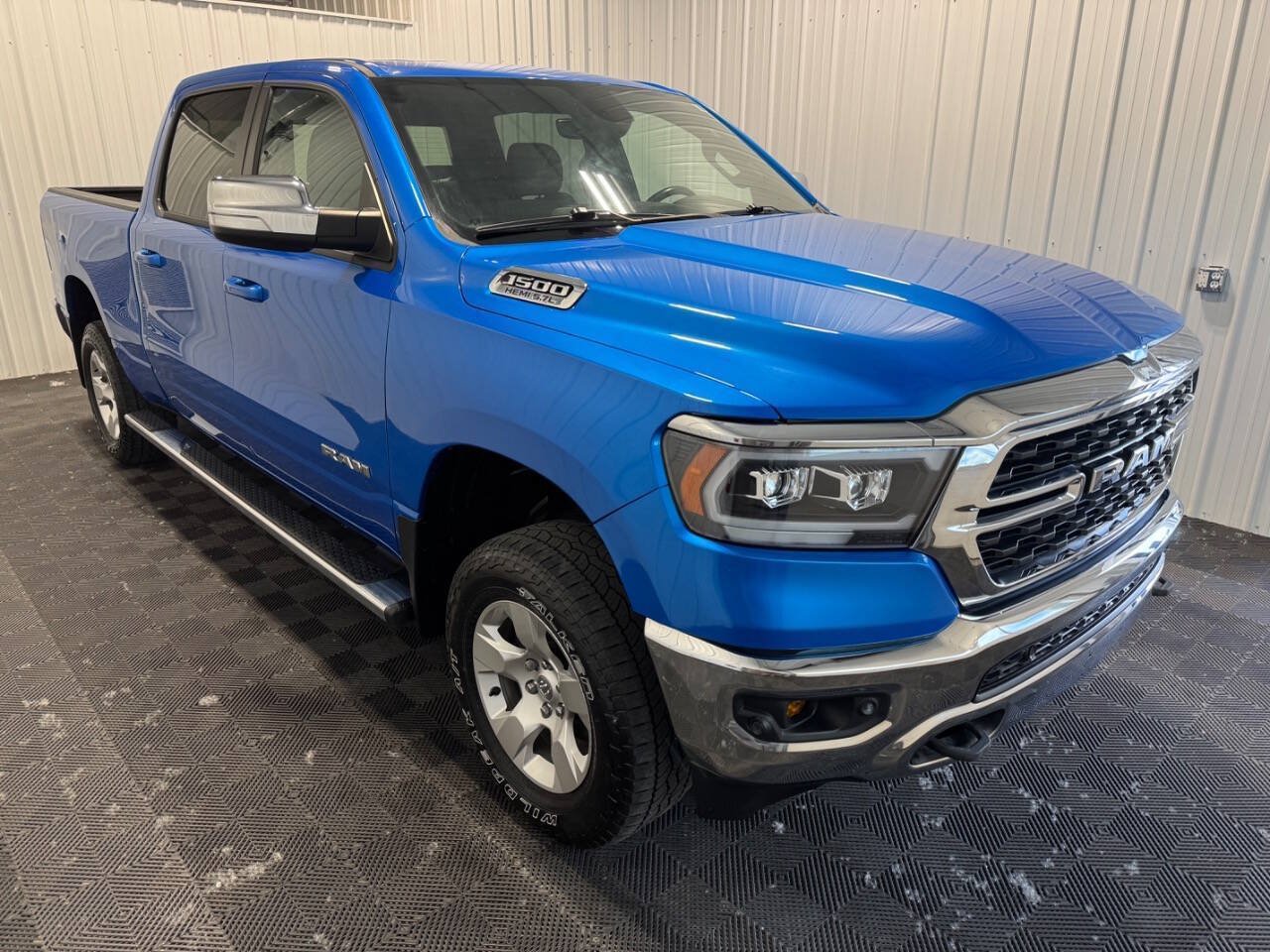 Used 2022 RAM 1500 Big Horn AWD/4WD image 2