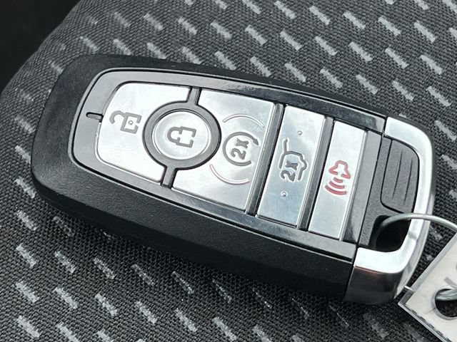 New 2024 Ford Escape SE FWD image 28