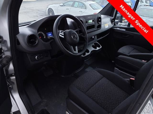 Used 2022 Mercedes-Benz Sprinter 3500 image 17