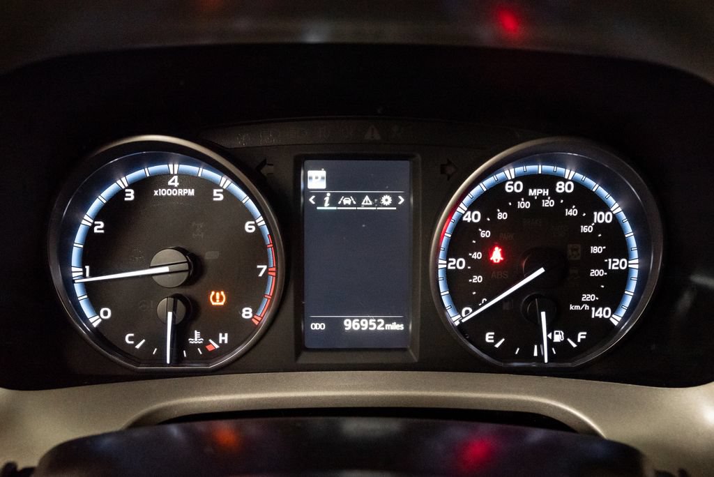 Used 2018 Toyota RAV4 LE w/ All Weather Liner Package AWD/4WD image 14
