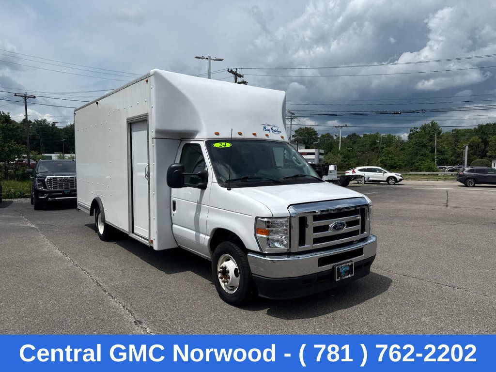 Used 2024 Ford E-350 and Econoline 350 Super Duty w/ Power Windows & Locks Group RWD image 7