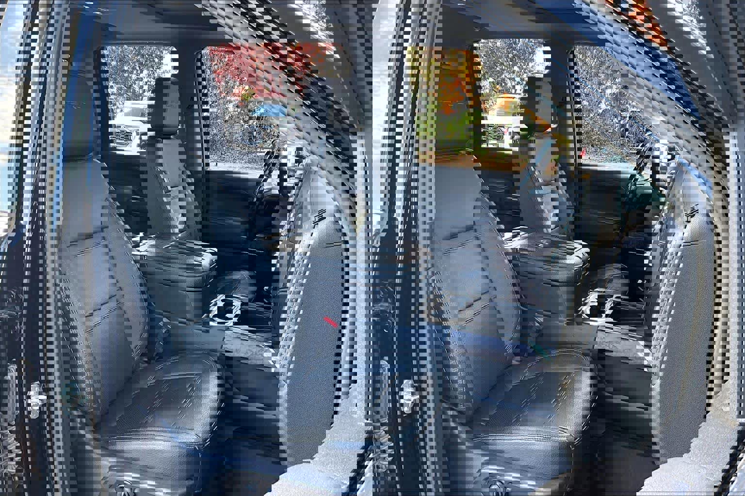 Used 2021 GMC Sierra 2500 Denali w/ Denali Ultimate Package image 8