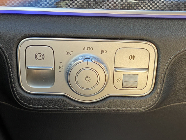 Used 2021 Mercedes-Benz GLE 53 AMG 4MATIC image 31
