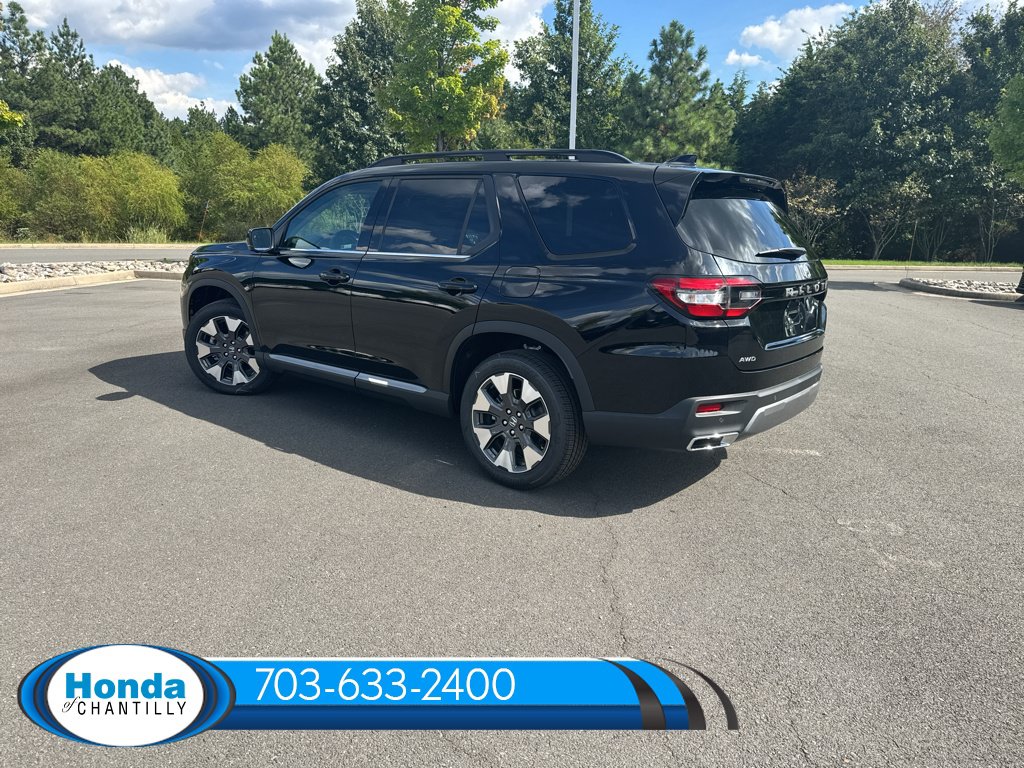 New 2026 Honda Pilot Touring image 5