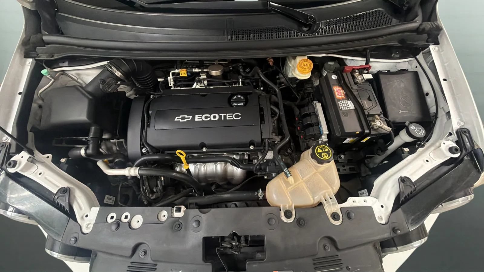 Used 2014 Chevrolet Sonic LS FWD image 21