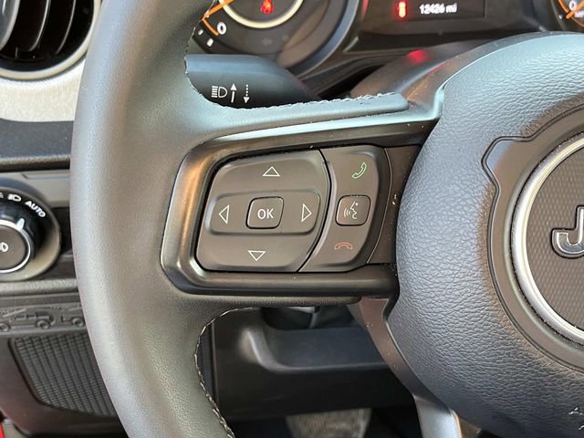 Used 2025 Jeep Wrangler Unlimited Sport AWD/4WD image 24