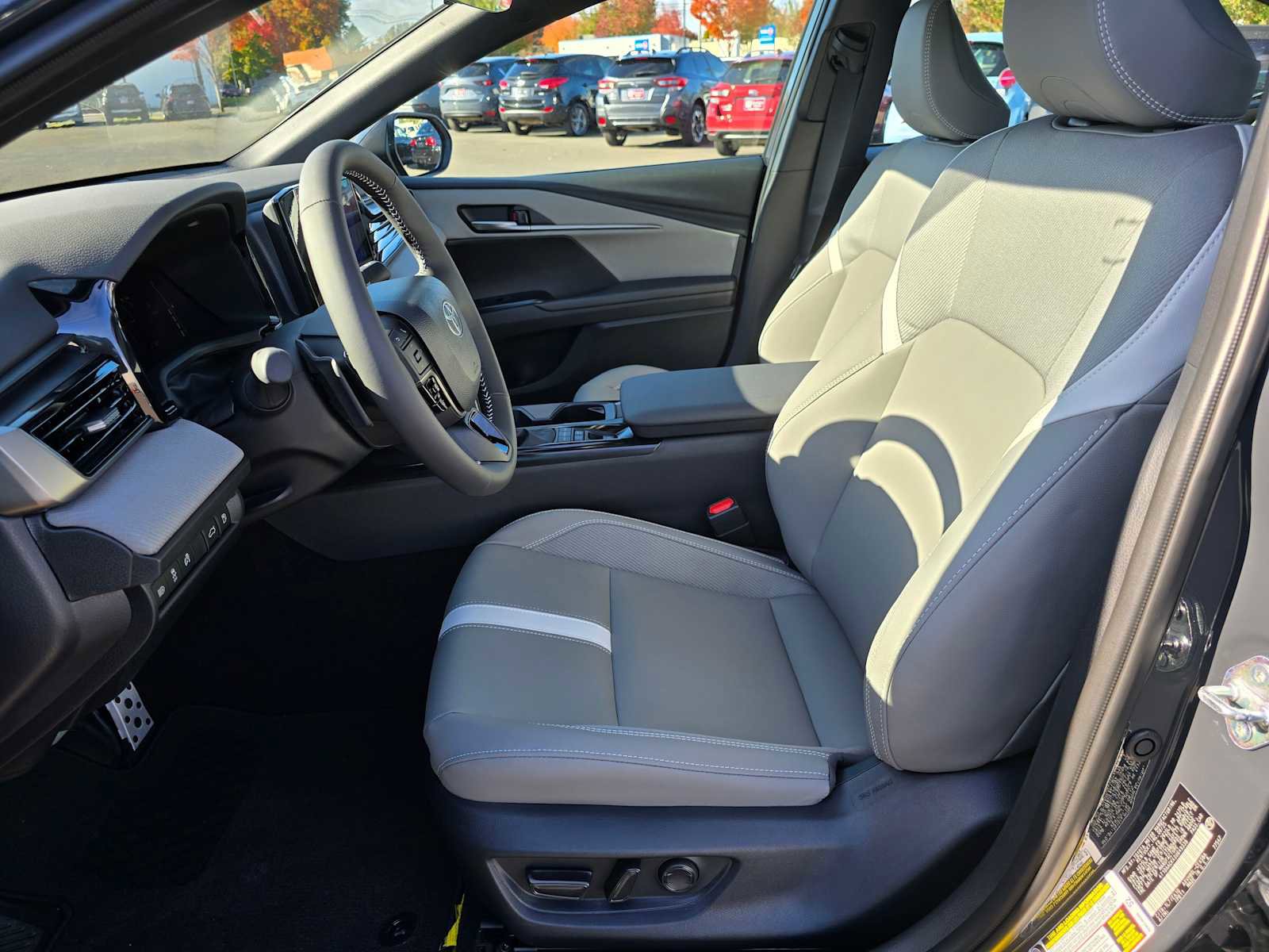 Certified 2025 Toyota Camry SE image 23