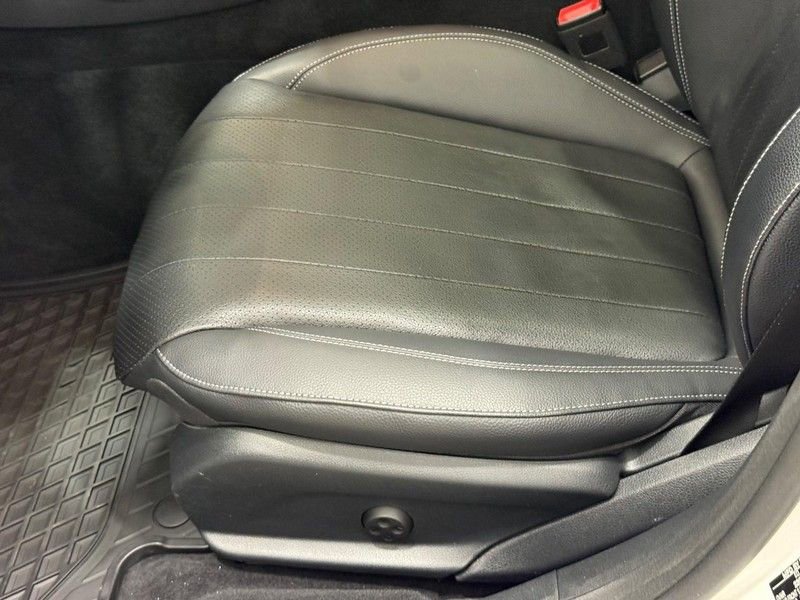 Used 2018 Mercedes-Benz E 300 4MATIC image 19