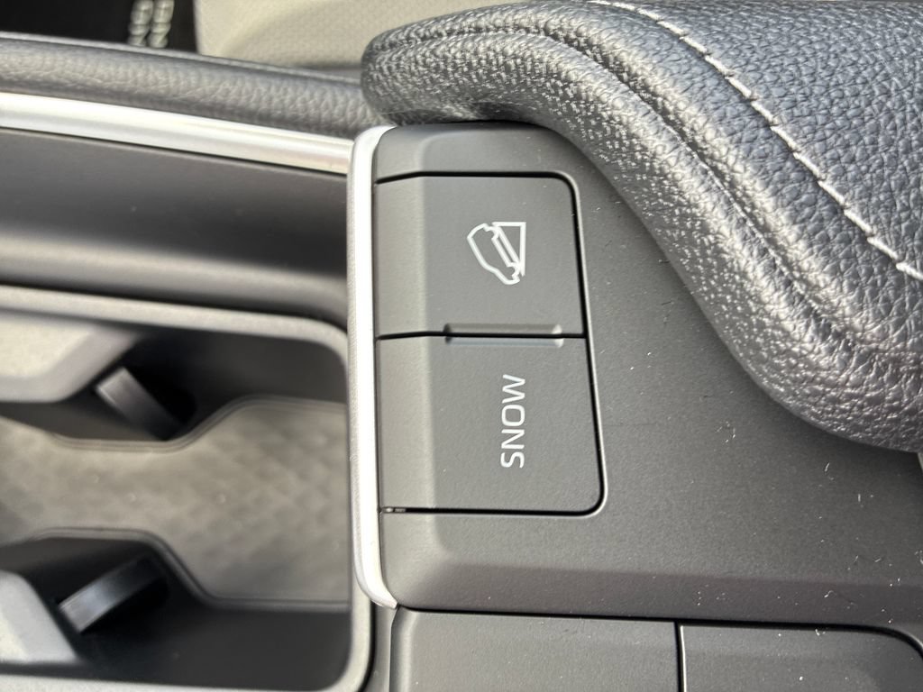 New 2026 Toyota Grand Highlander AWD image 32