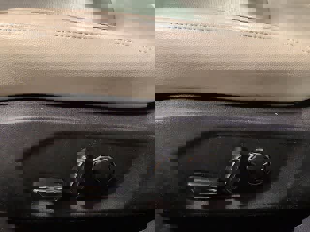 Used 2017 Ford Fusion Titanium image 16