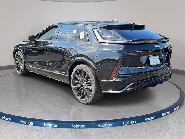 New 2026 Cadillac Lyriq V AWD/4WD image 6