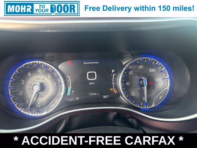 Used 2019 Chrysler Pacifica Limited FWD image 23