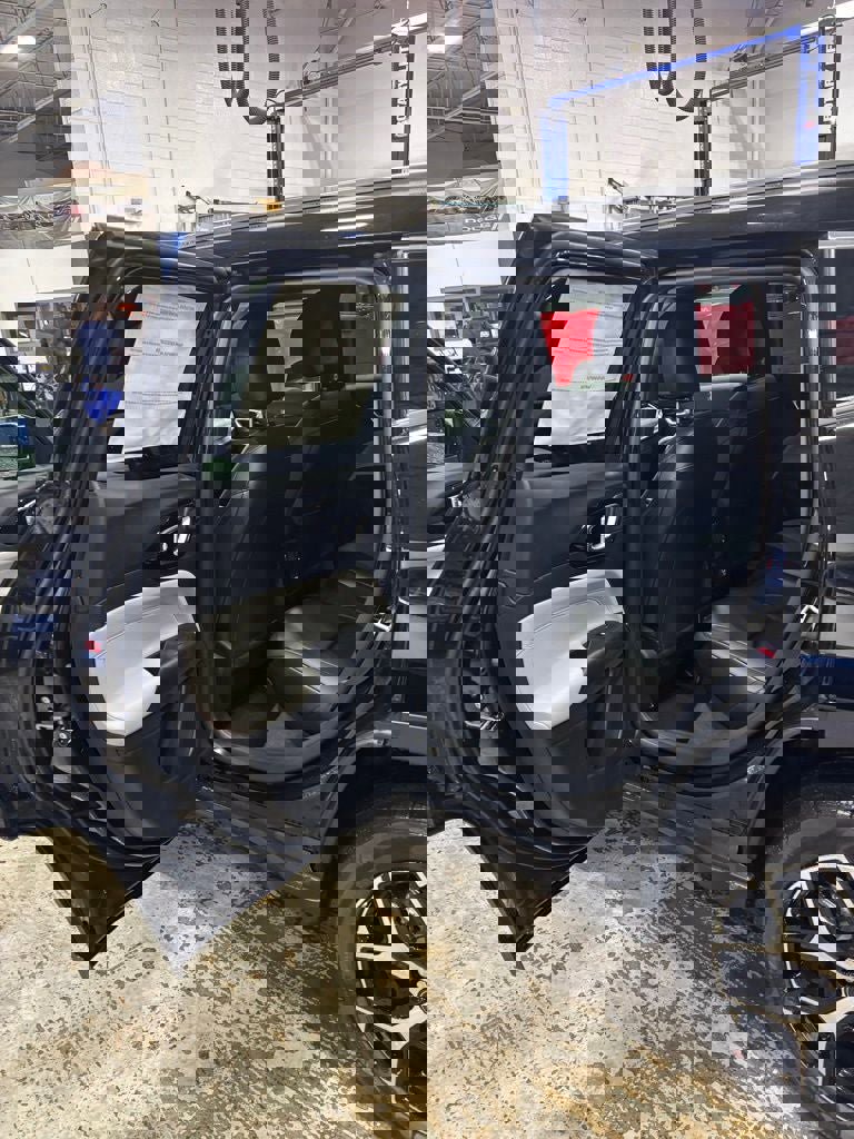 New 2026 Jeep Compass Limited w/ Sun, Sound & Navigation Group image 16