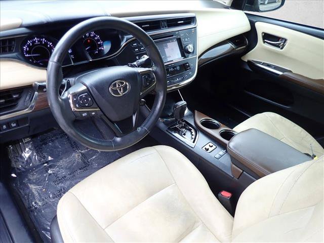 Used 2015 Toyota Avalon XLE Touring FWD image 9