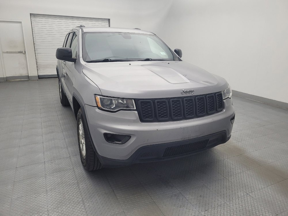 Used 2020 Jeep Grand Cherokee Laredo RWD image 14