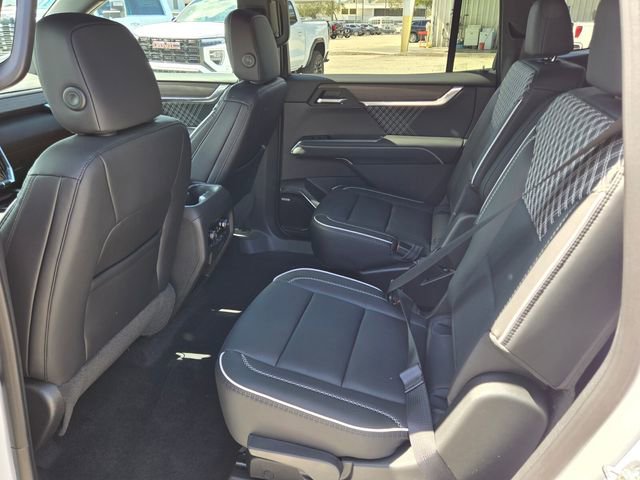 New 2026 GMC Acadia Denali w/ Super Cruise Package FWD image 6
