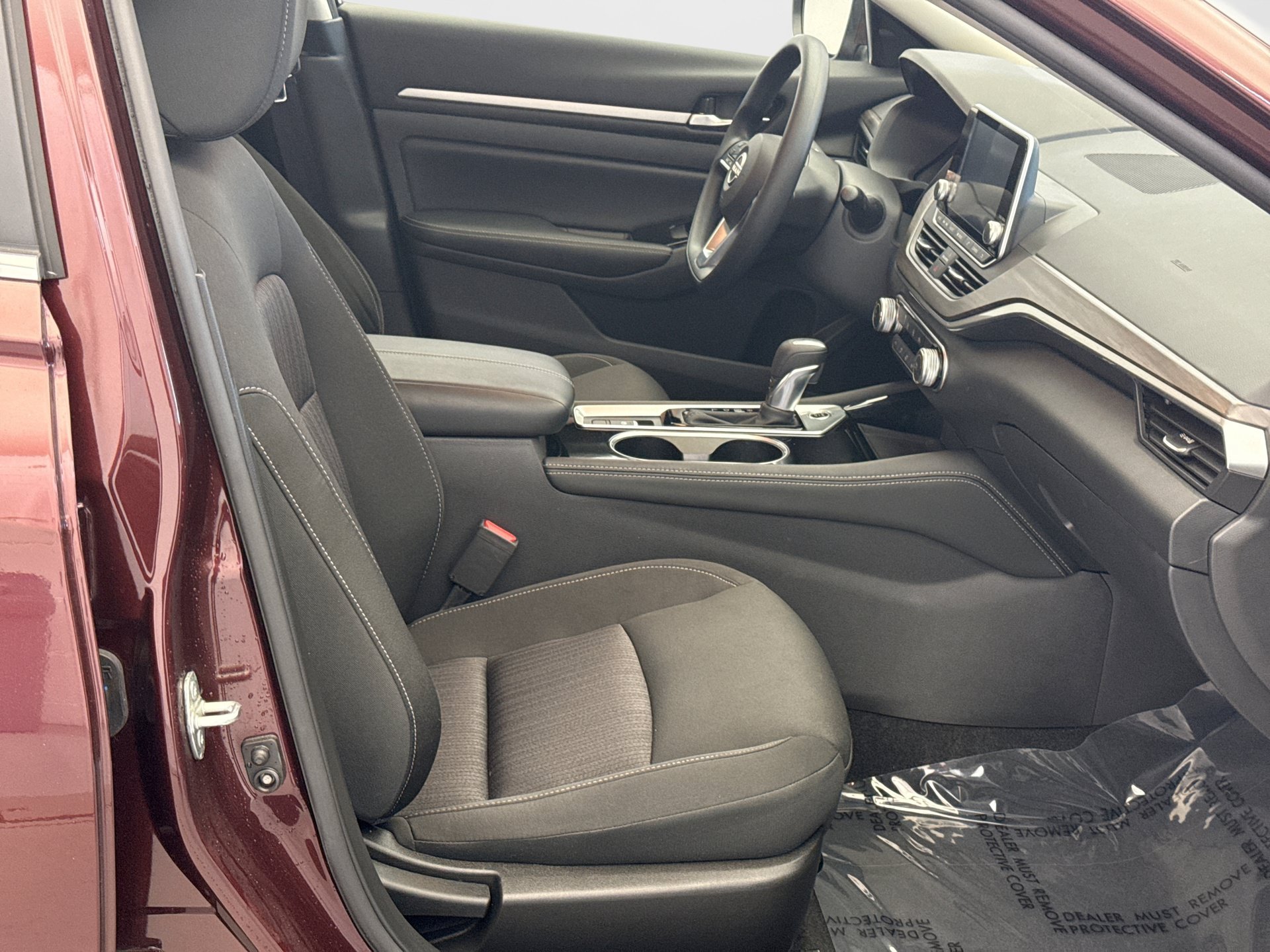 Used 2023 Nissan Altima 2.5 SV AWD/4WD image 16