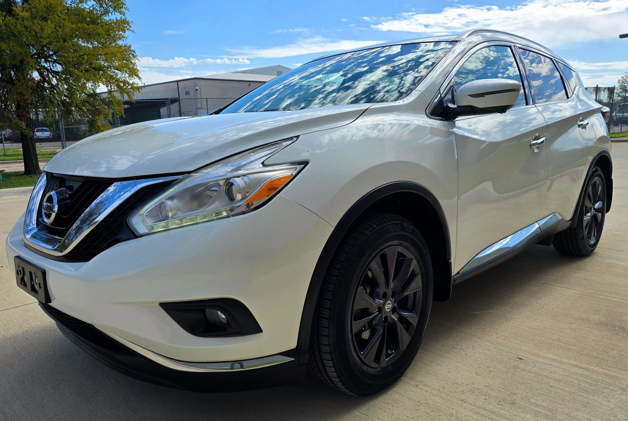 Used 2017 Nissan Murano SV w/ Premium Plus Package FWD image 5