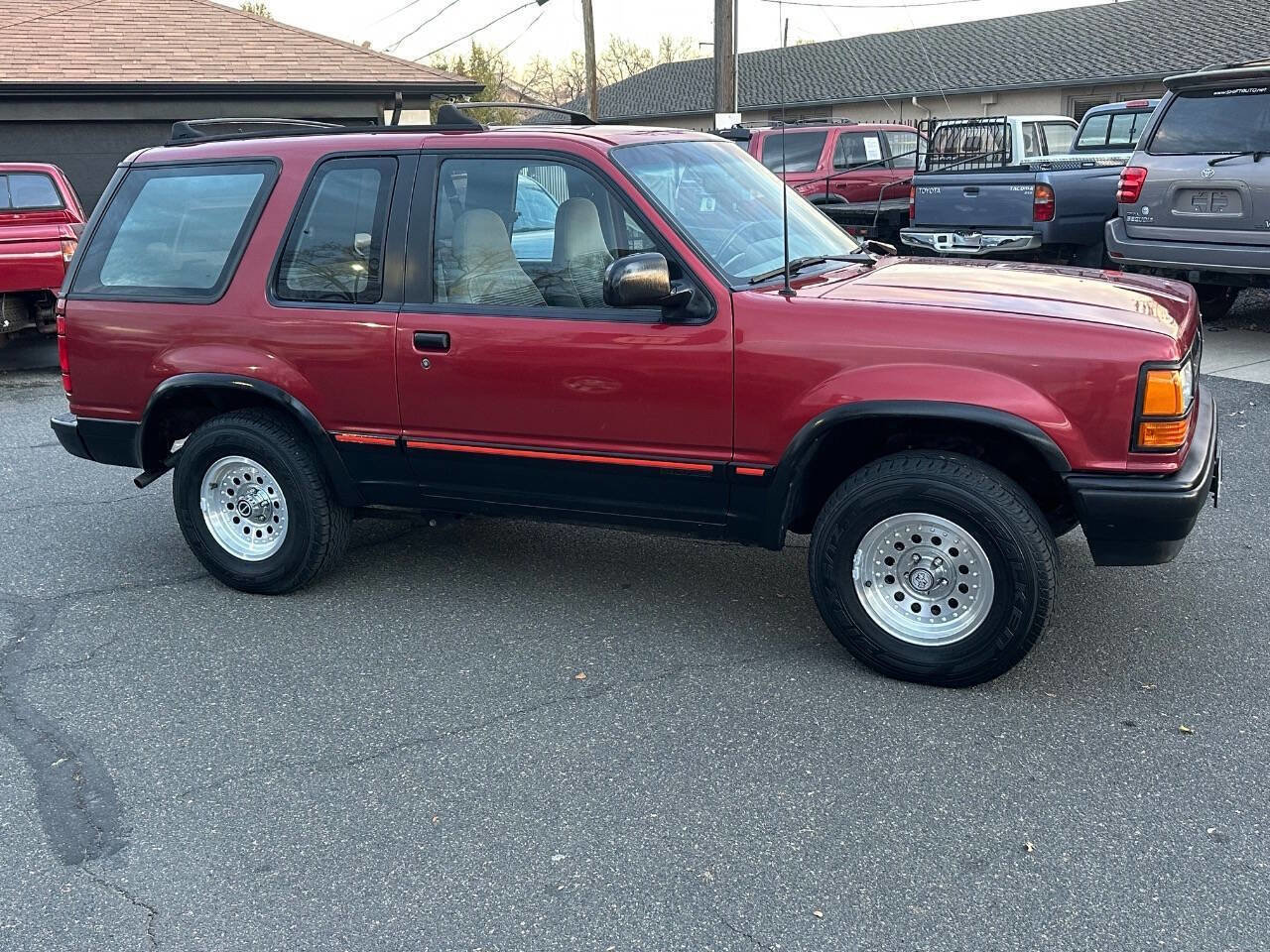 Used 1992 Ford Explorer Sport image 22