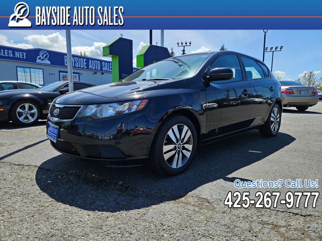 Used 2013 Kia Forte EX FWD image 1