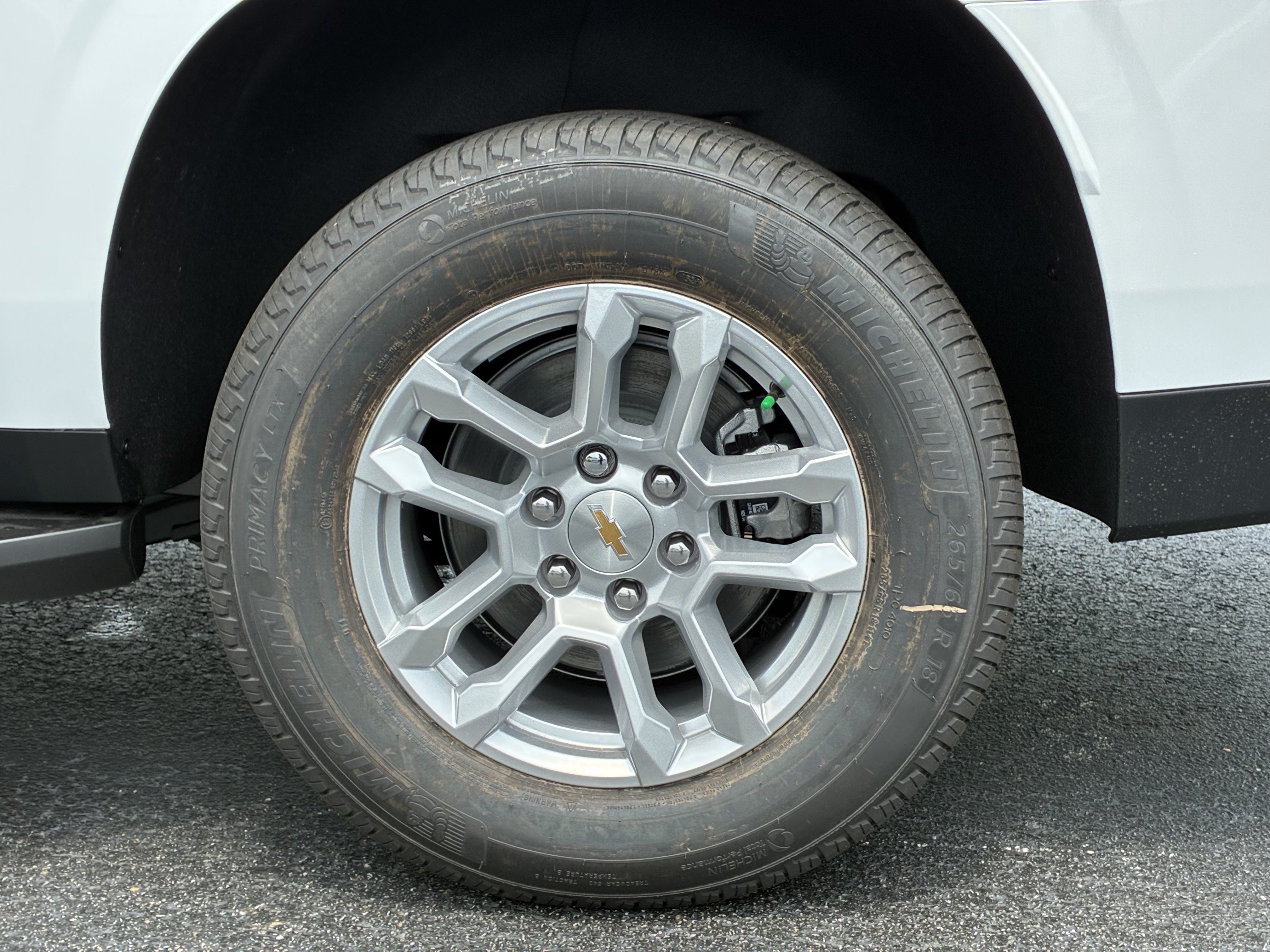 New 2026 Chevrolet Suburban LS w/ Max Trailering Package RWD image 10
