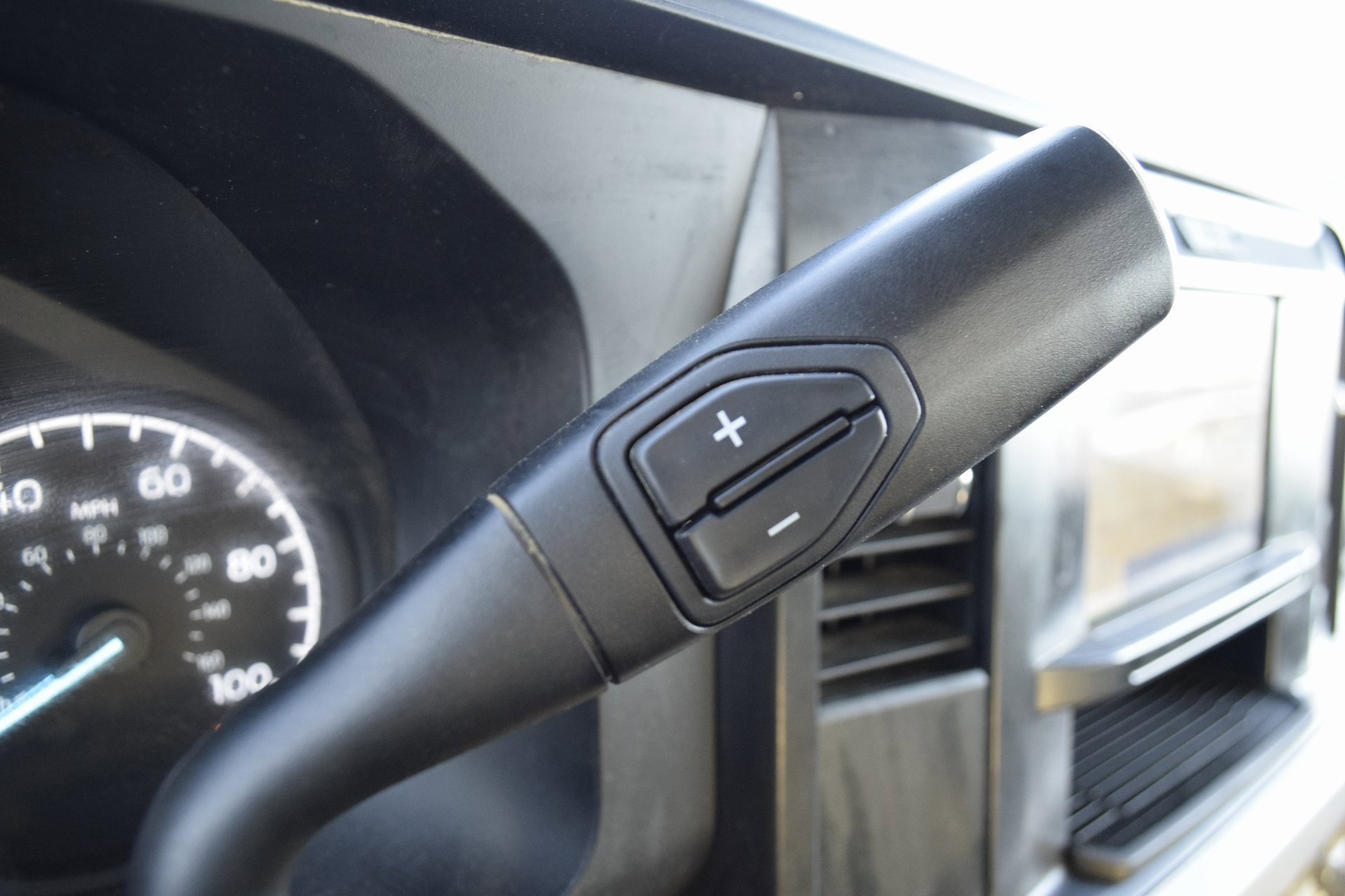 Used 2025 Ford F250 XLT w/ FX4 Off-Road Package image 29