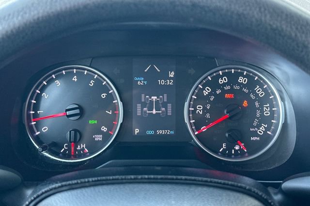 Certified 2020 Toyota RAV4 LE w/ All Weather Liner Package image 28