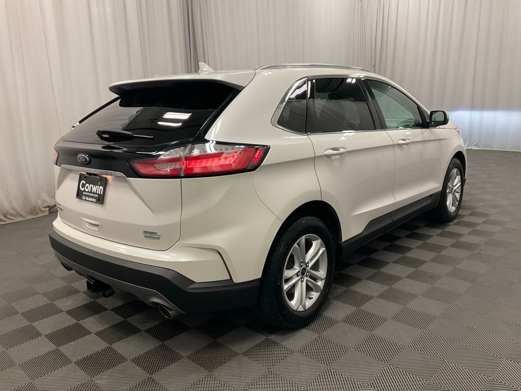 Used 2019 Ford Edge SEL w/ Equipment Group 201A AWD/4WD image 2