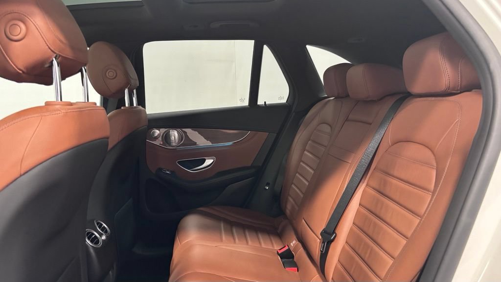 Used 2017 Mercedes-Benz GLC 300 4MATIC image 22