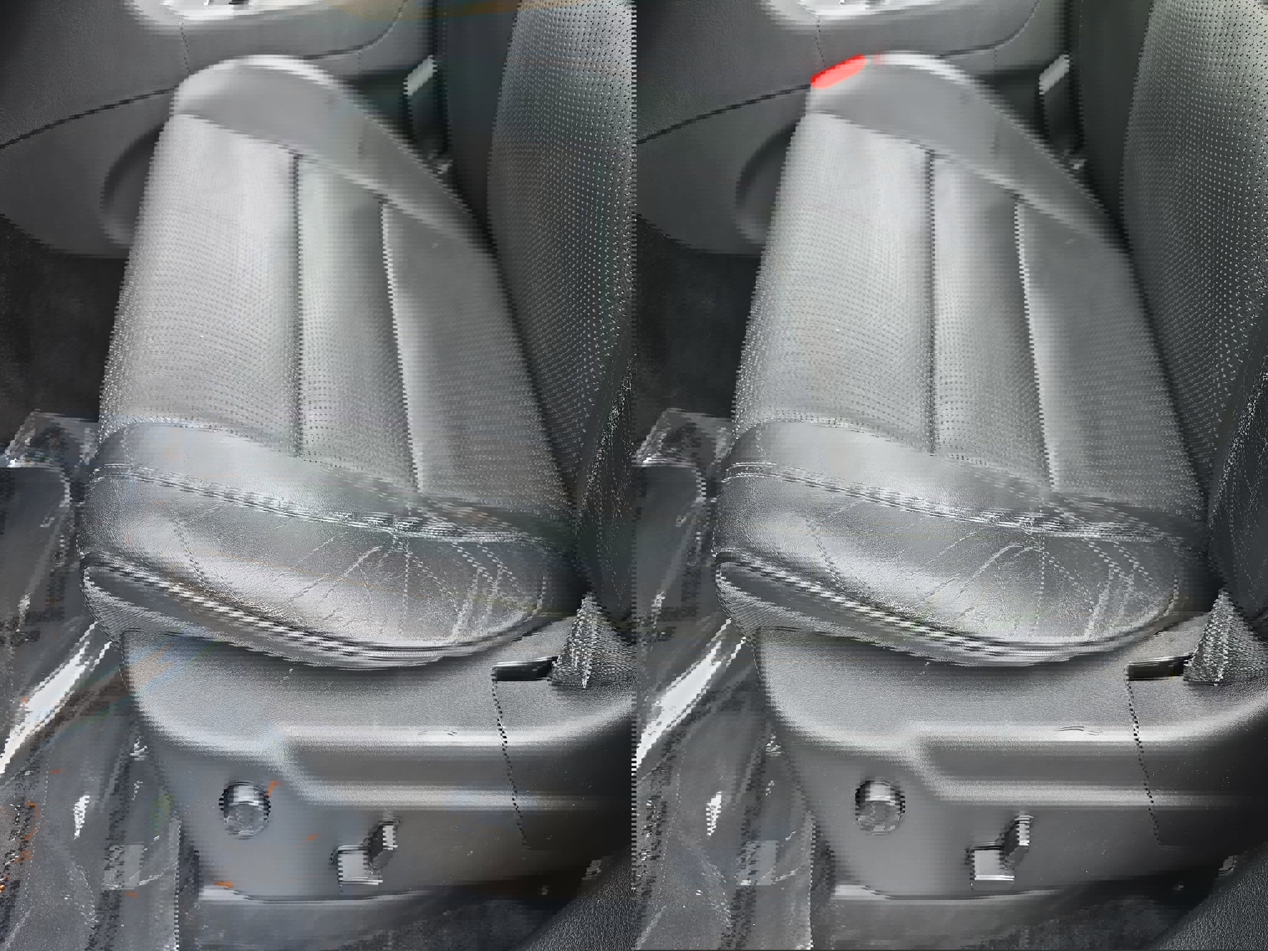 Used 2015 Jeep Grand Cherokee Summit AWD/4WD image 26