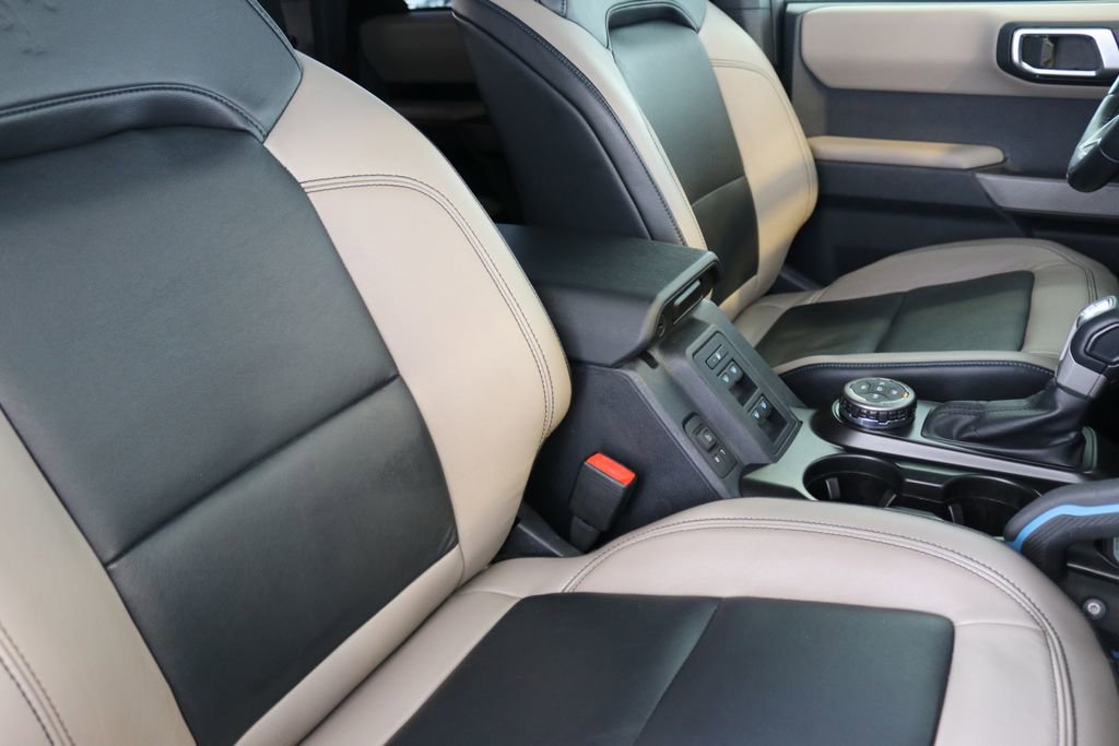 Used 2021 Ford Bronco Wildtrak image 38