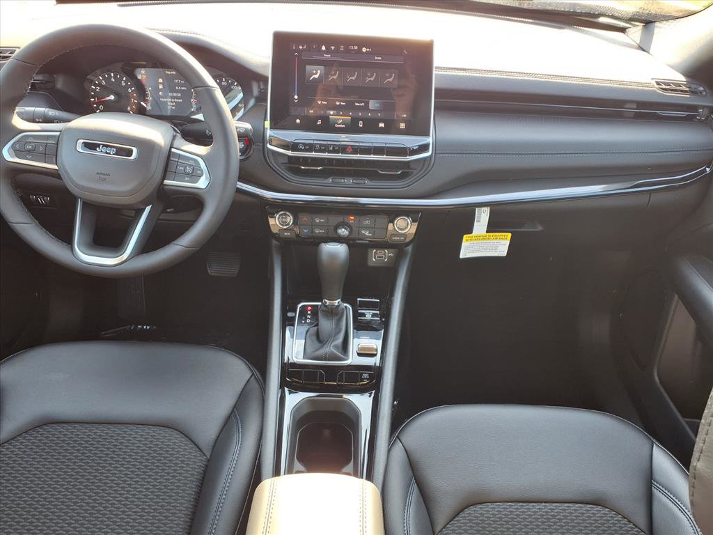 New 2026 Jeep Compass Altitude image 8