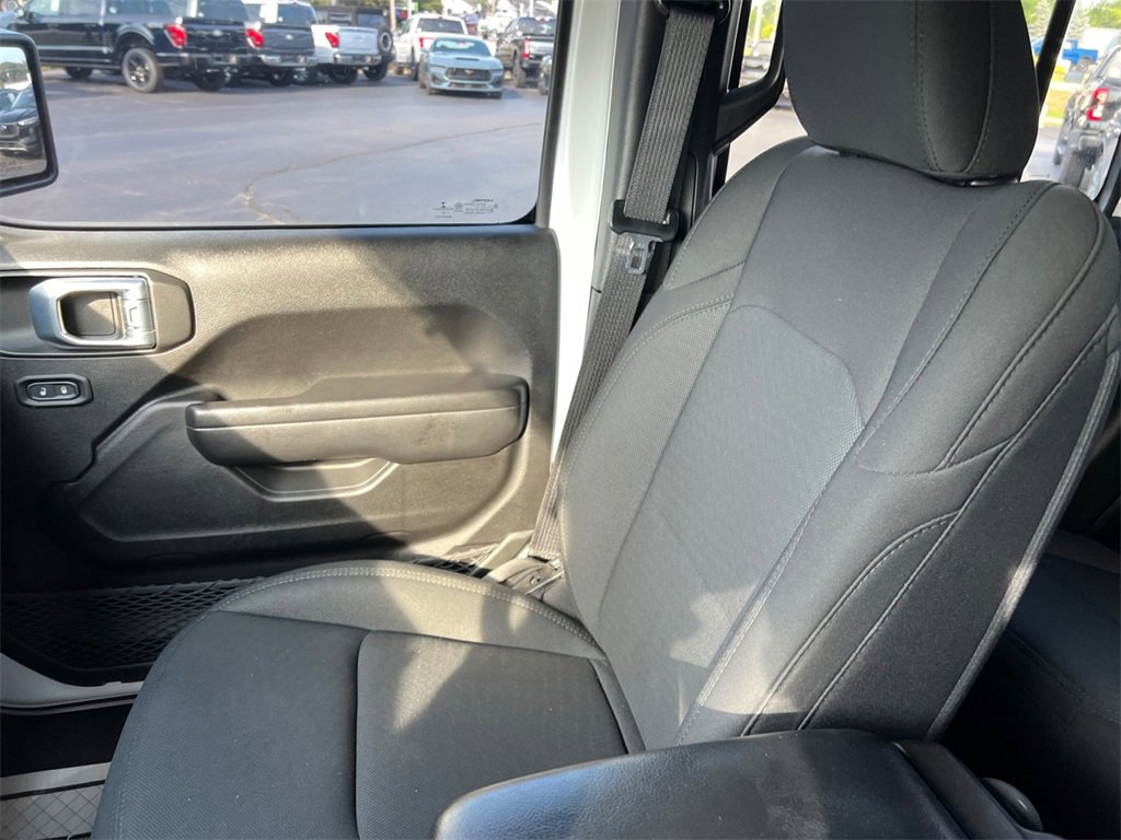 Certified 2021 Jeep Gladiator Sport image 34