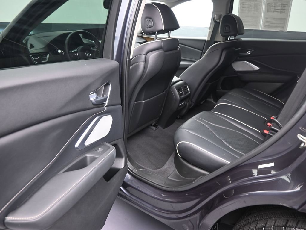 Used 2019 Acura RDX AWD w/ Advance Package image 10