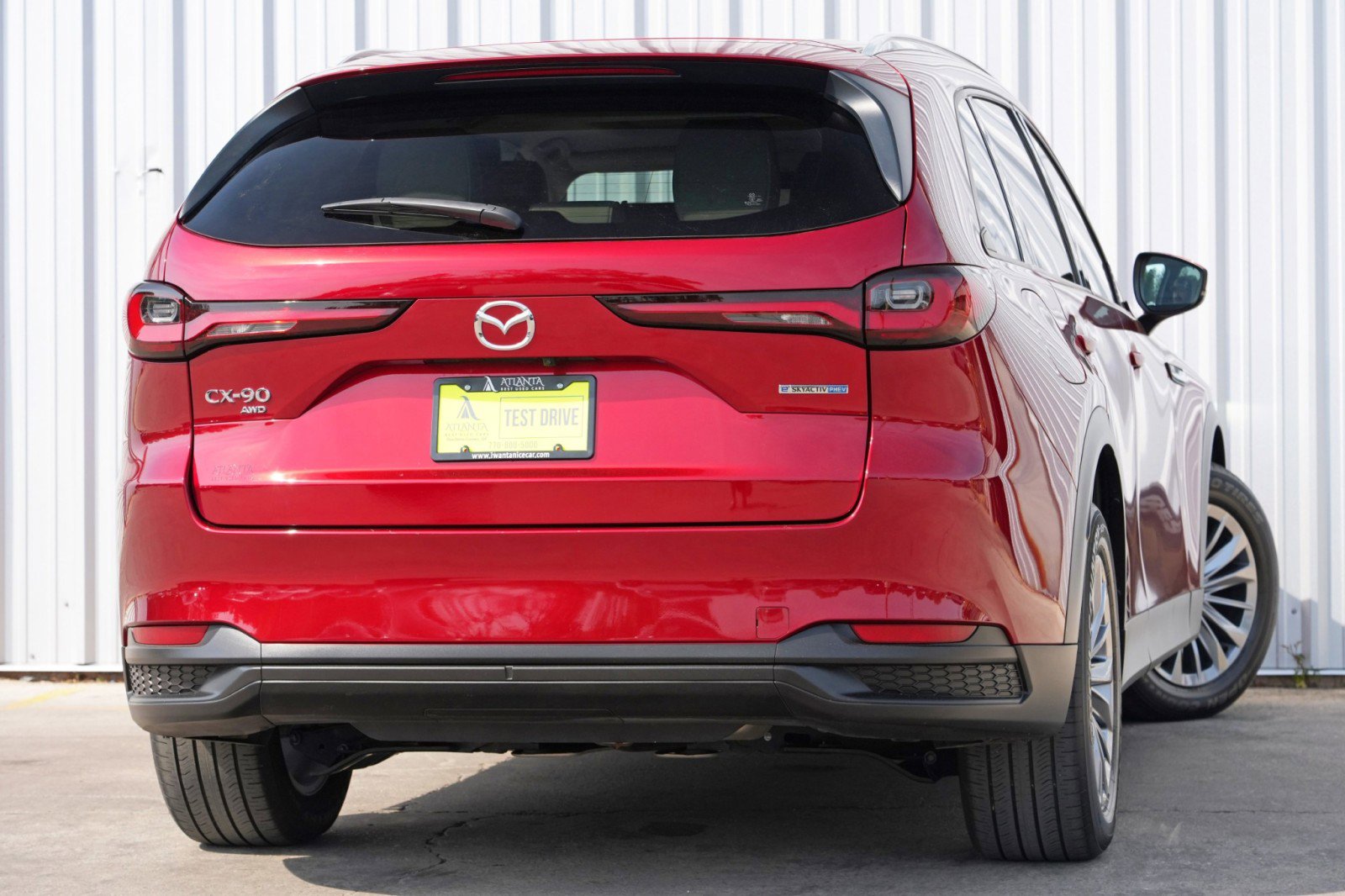 Used 2024 MAZDA CX-90 Plug-In Hybrid w/ Preferred AWD/4WD image 4