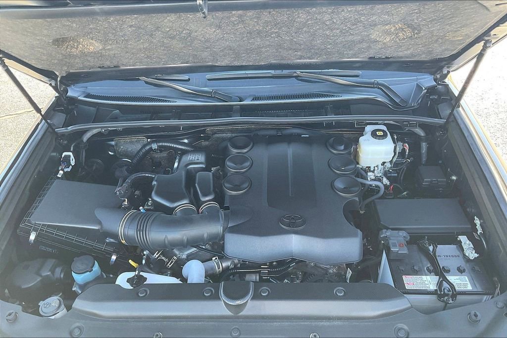 Used 2023 Toyota 4Runner Limited image 30