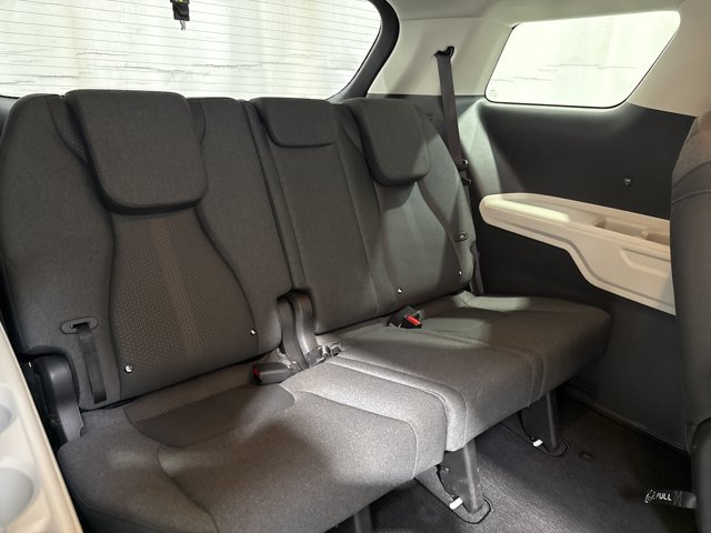 Certified 2023 Kia Carnival LX FWD image 29